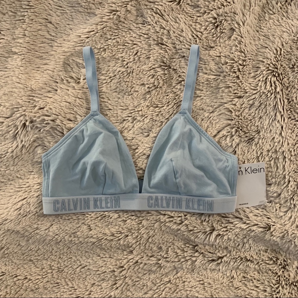 NWT Calvin Klein triangle bra